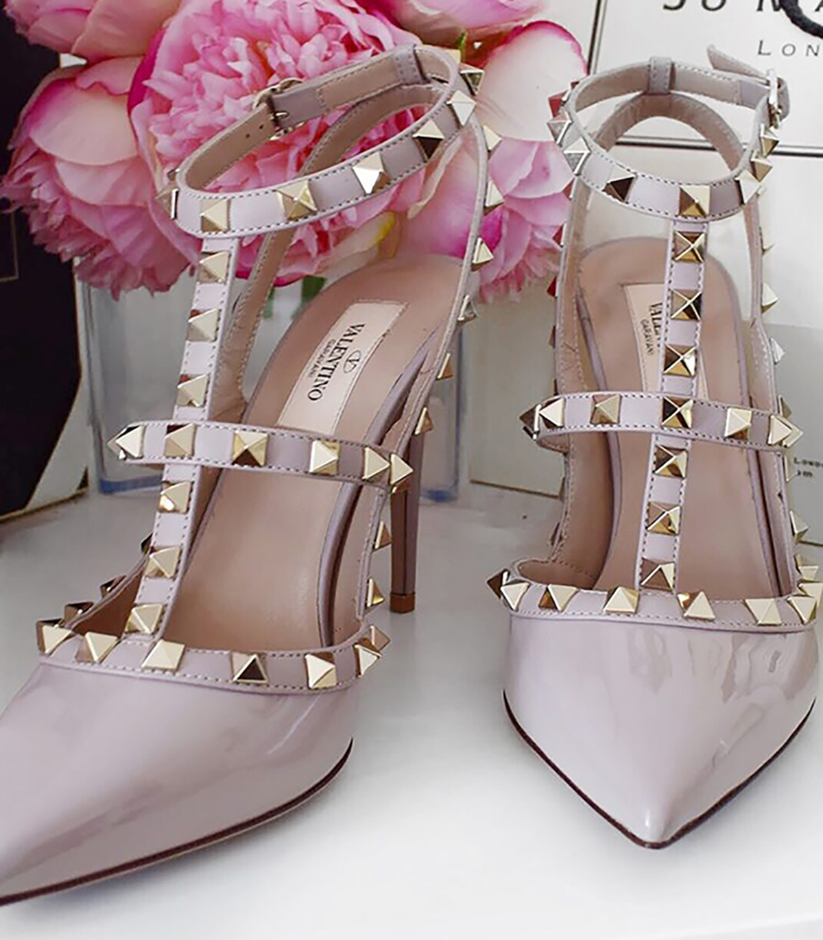 Rockstud patent leather heels Valentino Garavani Pink size 39 EU in Patent  leather - 41612461