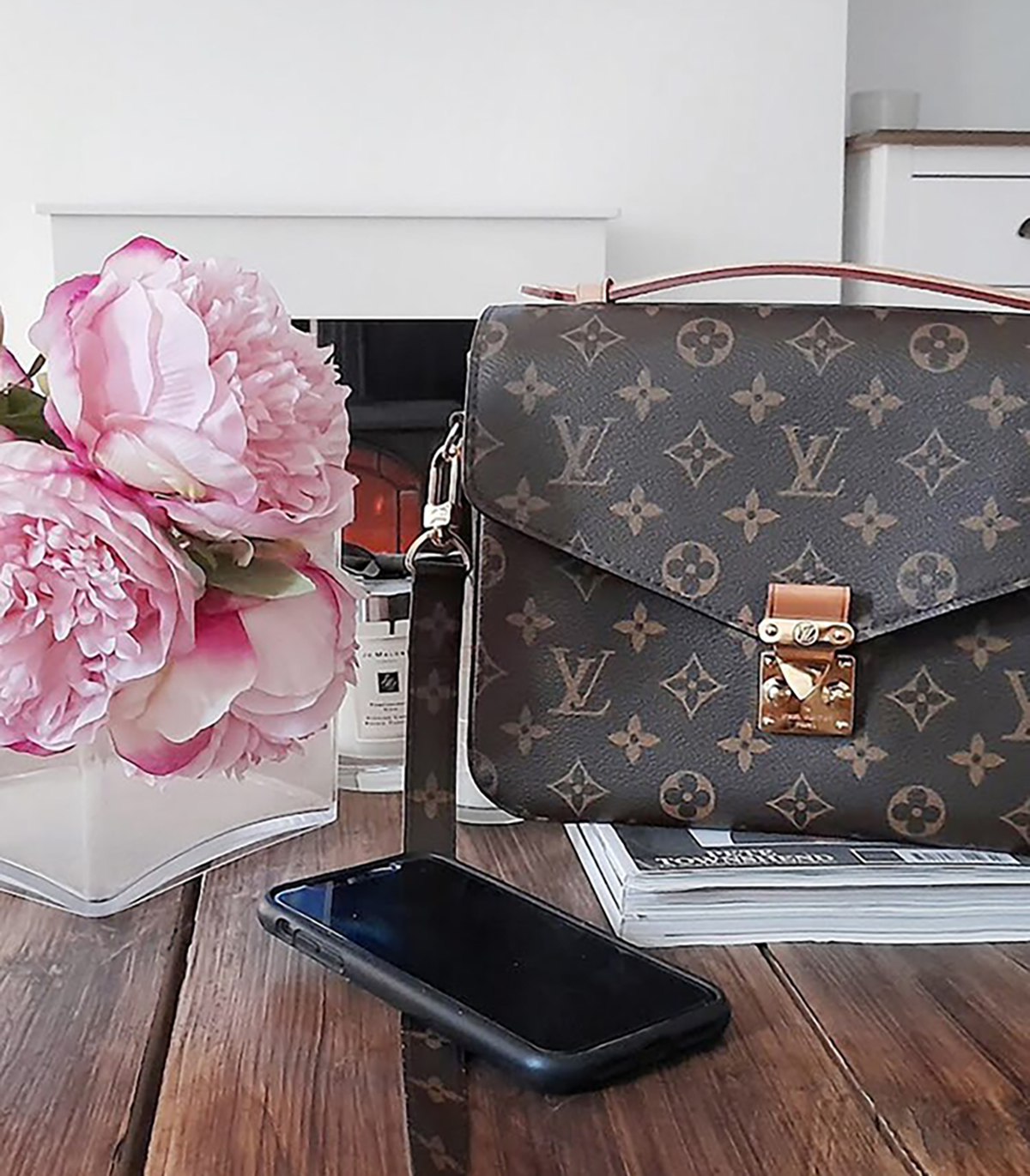 louis vuitton speedy with patches - Carrie Bradshaw Lied